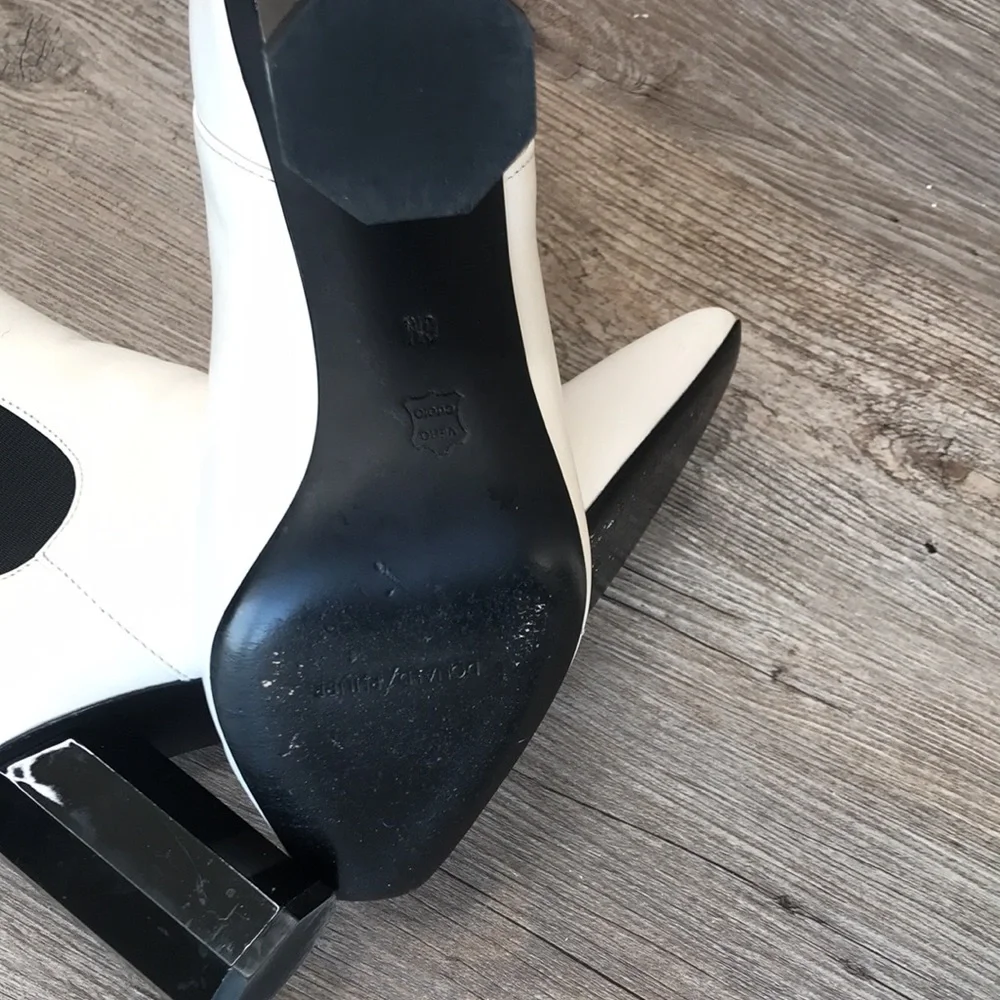 Donald Pliner Laila White Leather Pull On Heel Ankle Boots Size 6M - Picture 9 of 10